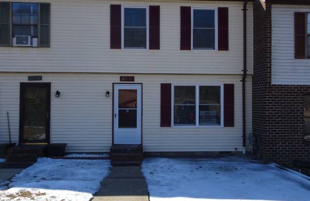 3 Bedrooms, 1.5 Bathrooms Townhome in Williamsburg photos photos