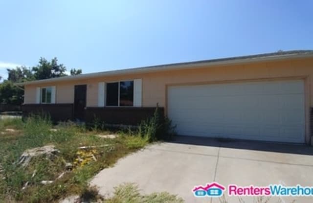 5547 Potomac Way - 5547 North Potomac Way, Denver, CO 80239