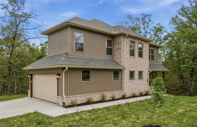 276 Kinross Drive Gallery 2