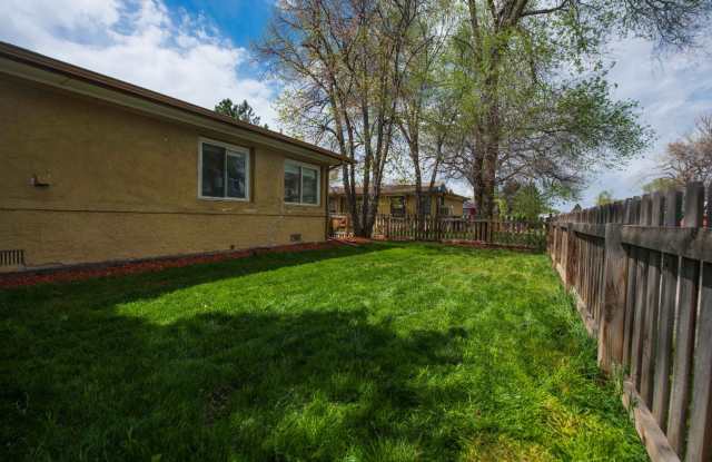 Charming Englewood Home | 3 Bed + 2 Bath Near South Broadway & Harvard Gulch photos photos Charming Englewood Home | 3 Bed + 2 Bath Near South Broadway & Harvard Gulch photos photos