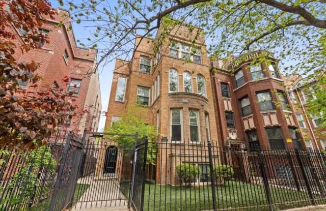 7717 N Marshfield photos photos