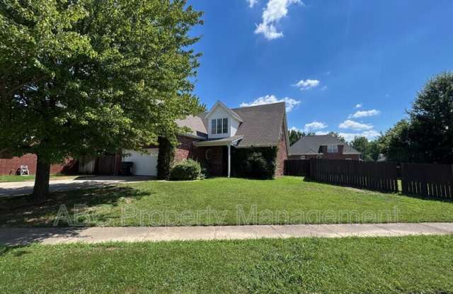3809 River Bend Drive - 3809 River Bend Drive, Fayetteville, AR 72704