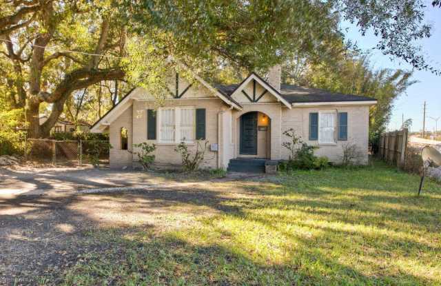 1206 BELVEDERE Avenue - 1206 Belvedere Avenue, Jacksonville, FL 32205