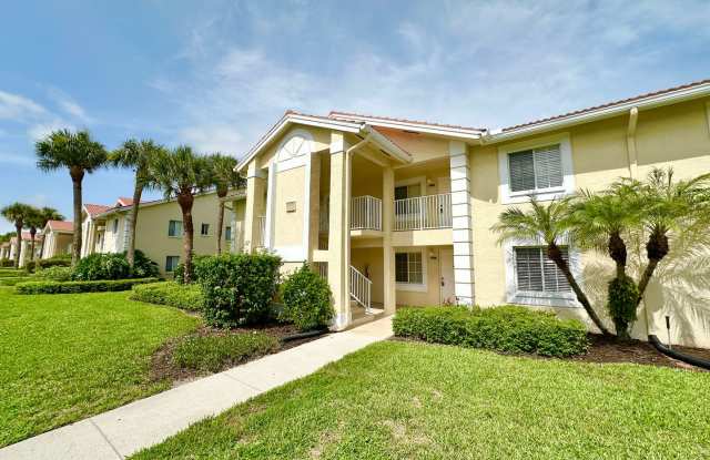 ** VILLAGES AT EMERALD LAKES ** 2 BED / 2 BATH CONDO - FIRST FLOOR - GREAT LOCATION! - ANNUAL RENTAL photos photos