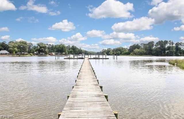431 Shorewood Court Gallery 2