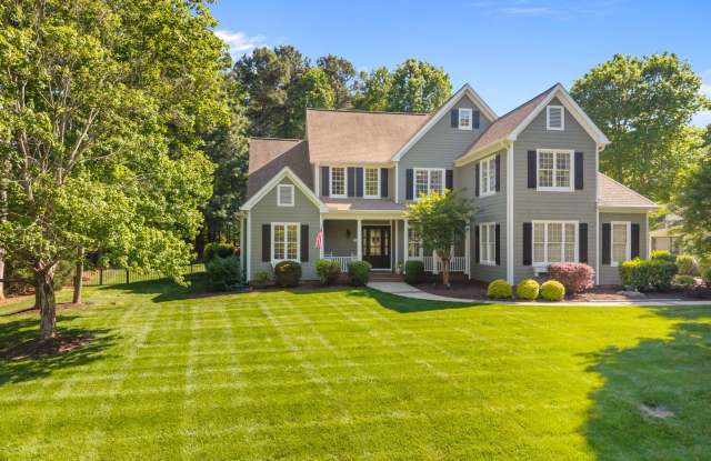 Gorgeous 4 Bedroom in Lake Norman w/ Boat Slip Available Gallery 1