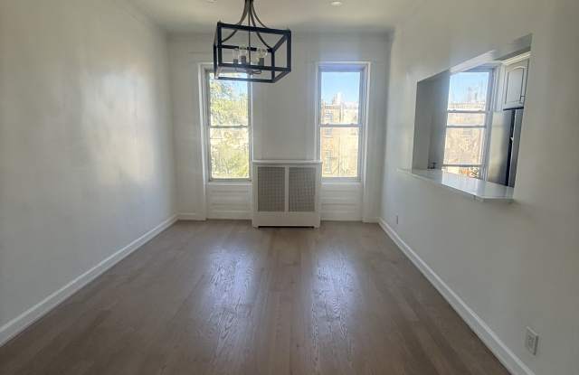 75-09 61st St Gallery 2