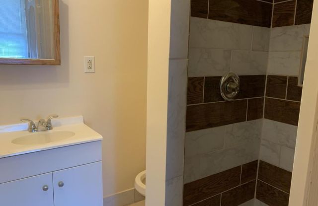 3506 16th St NW Unit 3 Gallery 4