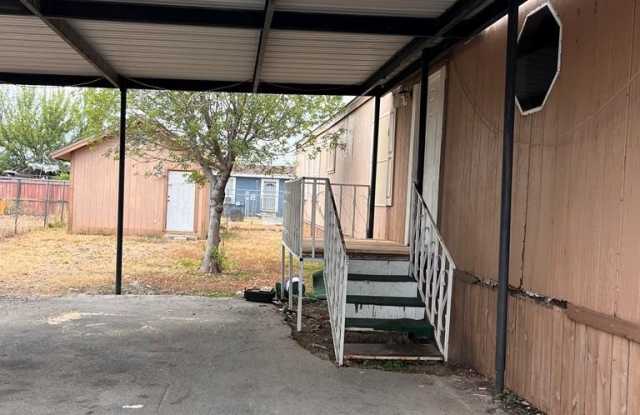 2870 Frances Gates - 2870 Frances Gates Loop, Fabrica, TX 78852