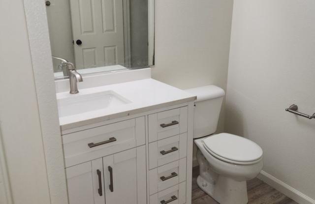 Townhouse in Duplex Gallery 2