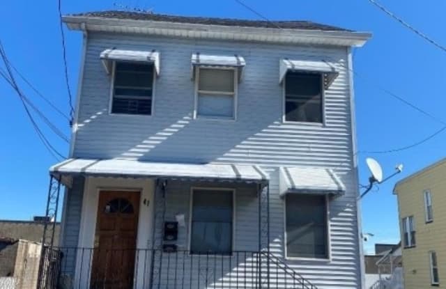 39 Columbia Ave - 39 Columbia Avenue, Paterson, NJ 07503