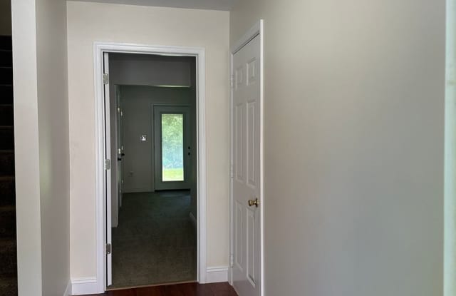 111 Fox Court Gallery 3