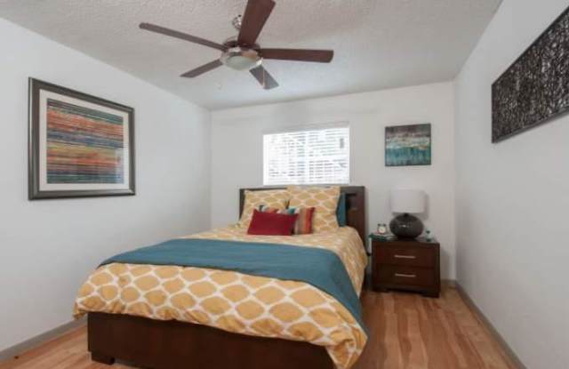 1532 Royal Crest Dr Gallery 4
