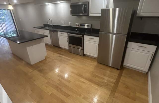 72 Centre St. - 72 Centre Street, Quincy, MA 02169 72 Centre St. - 72 Centre Street, Quincy, MA 02169