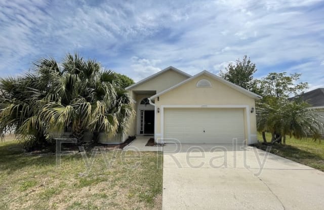 2695 Cobblestone Forest Cir W - 2695 Cobblestone Forest Drive, Jacksonville, FL 32225