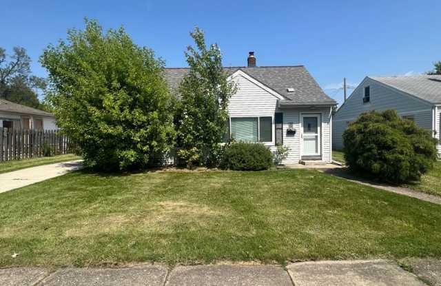 23078 Rosalind Ave, Eastpointe, MI 48021 photos photos
