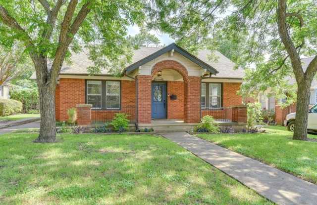 3326 Burlingdell Avenue - 3326 Burlingdell Avenue, Dallas, TX 75211