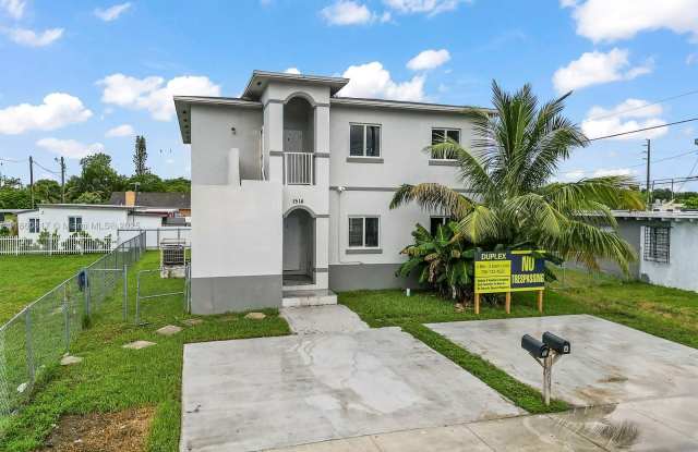 1514 NW 5th Ave photos photos