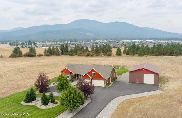 2 acres, Shop, Rancher 4 bed 3 bath photos photos 2 acres, Shop, Rancher 4 bed 3 bath photos photos