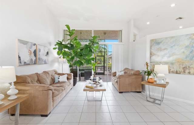 1007 Spoonbill Cir photos photos