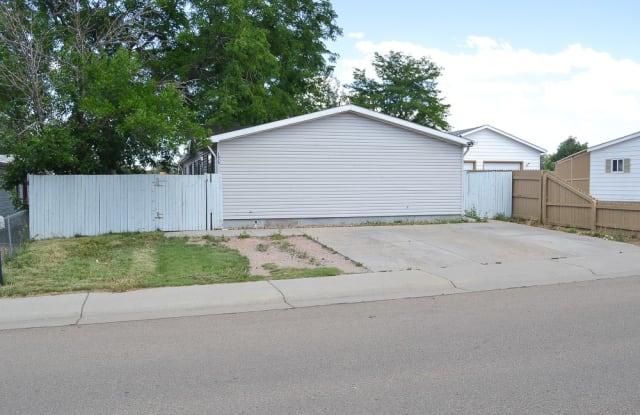 1029 Glen Creighton Drive - 1029 Glen Creighton Drive, Dacono, CO 80514