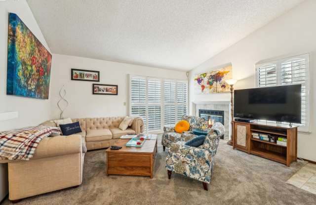 38764 Huntington Cir photos photos