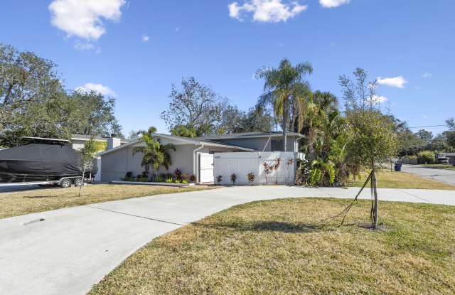 4528 S Gaines Rd - 4528 South Gaines Road, Tampa, FL 33611