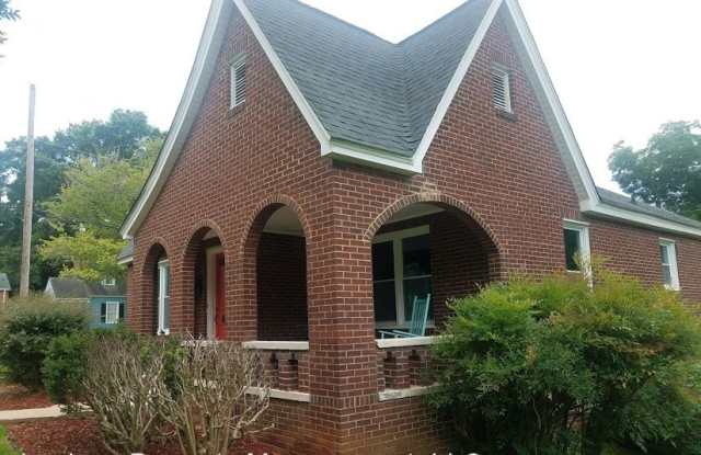 403 Pickens Ct Gallery 4
