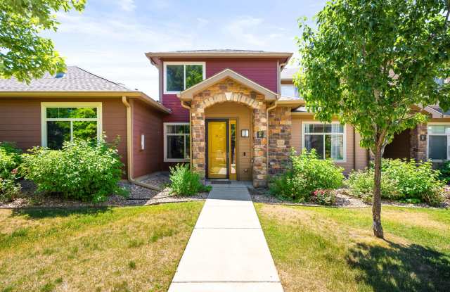 Spacious 3BR + Loft in the Palomino Park Community - Perfect for Comfortable, Convenient and Quite Living! photos photos