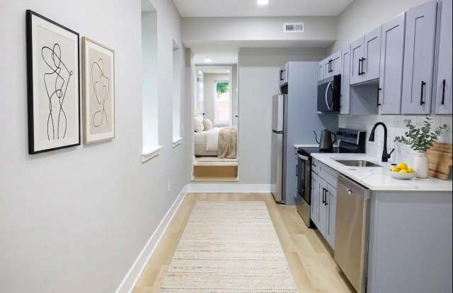1201 LINDLEY Avenue Gallery 4