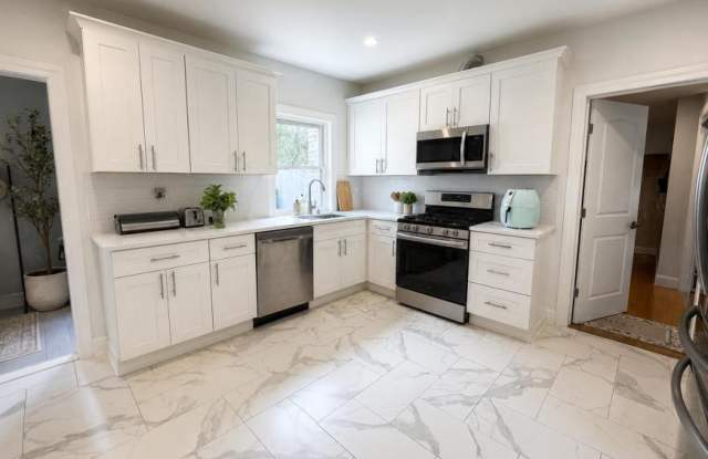 33 Middle St. - 33 Middle Street, Newton, MA 02458