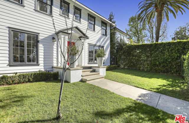4947 AMBROSE Avenue Gallery 2