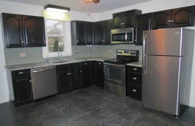 320 W 5th St rear - 320 5th Street, Bridgeport, PA 19406