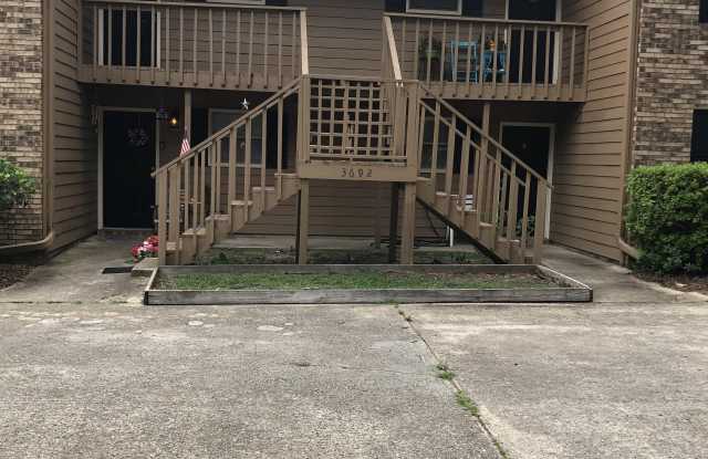 3692 Donovan Drive, Unit B Gallery 4