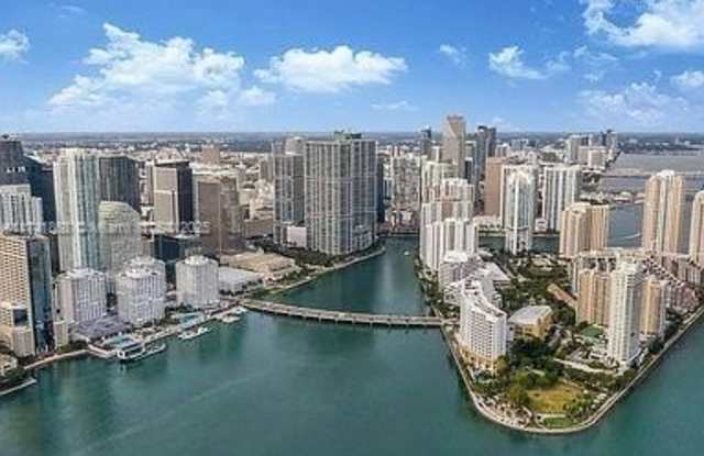 888 Brickell Key Dr photos photos