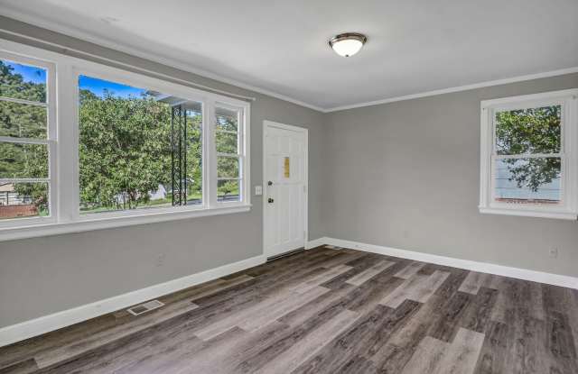 Renovated Downtown Columbia Home with Fenced Yard! Gallery 4