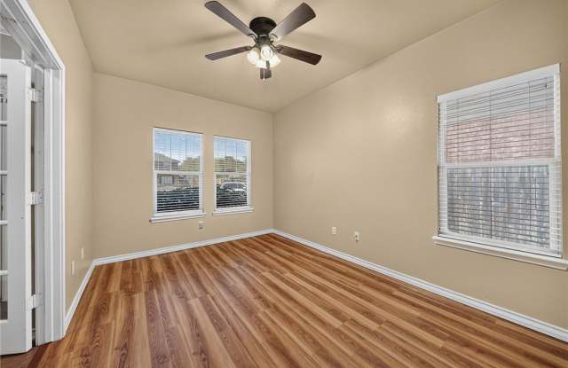 7010 Trantella Court Gallery 4