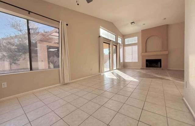 329 E Stonebridge Drive Gallery 4