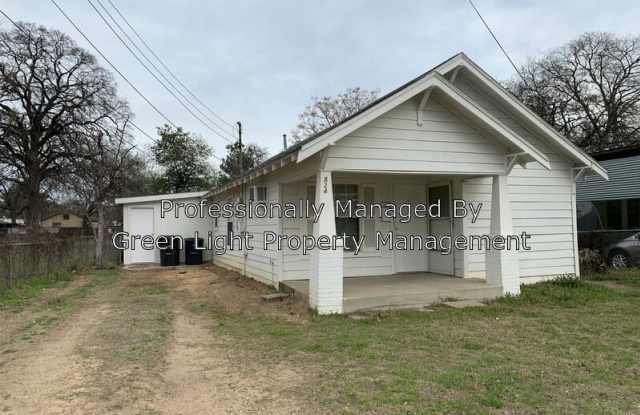 824 Karnes St # B - 824 Karnes St, Fort Worth, TX 76111