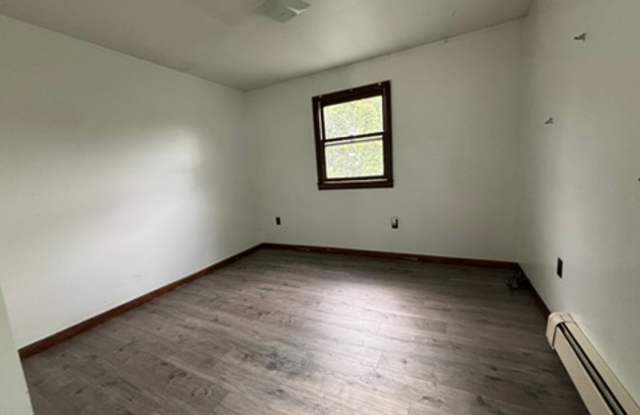 Studio Apartment | 1 Bed | 1 Bath - Great Value Gallery 4