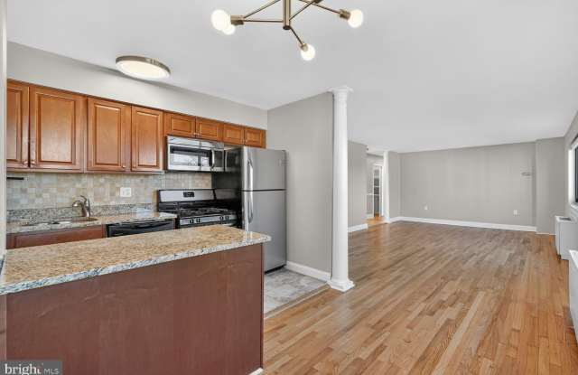 1200 S ARLINGTON RIDGE Road unit: 504 photos photos