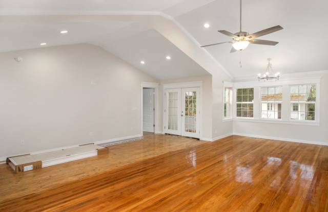 801 Montezuma Avenue Gallery 2