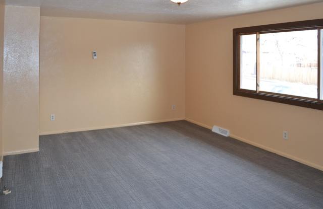 8731 Wagner Drive Gallery 2