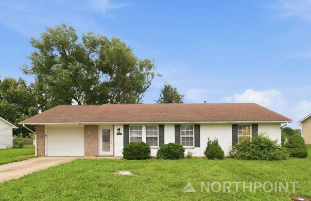 3-Bedroom, 1 Bath Single Family for Rent in Grain Valley, MO | Attached Garage & Modern Kitchen photos photos