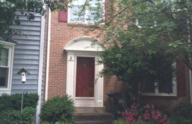 5119 GLEN MEADOW COURT - 5119 Glen Meadow Court, Centreville, VA 20120