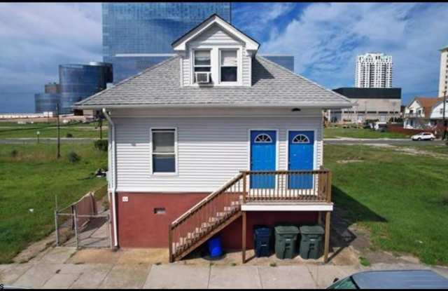 214 Seaside Ave Ave Gallery 1