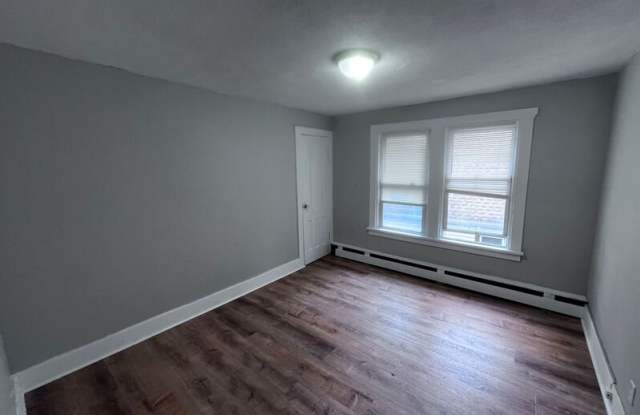 164 Parsells Ave Gallery 3