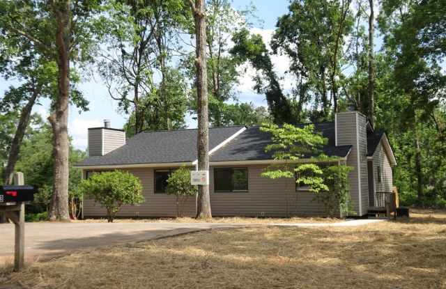 13 Oakmount Drive Gallery 1