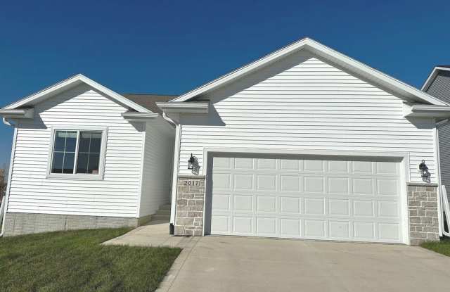 Stunning Single Family Home in Norwalk! photos photos