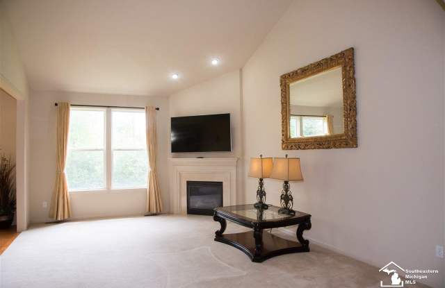 7207 Coral Gallery 4